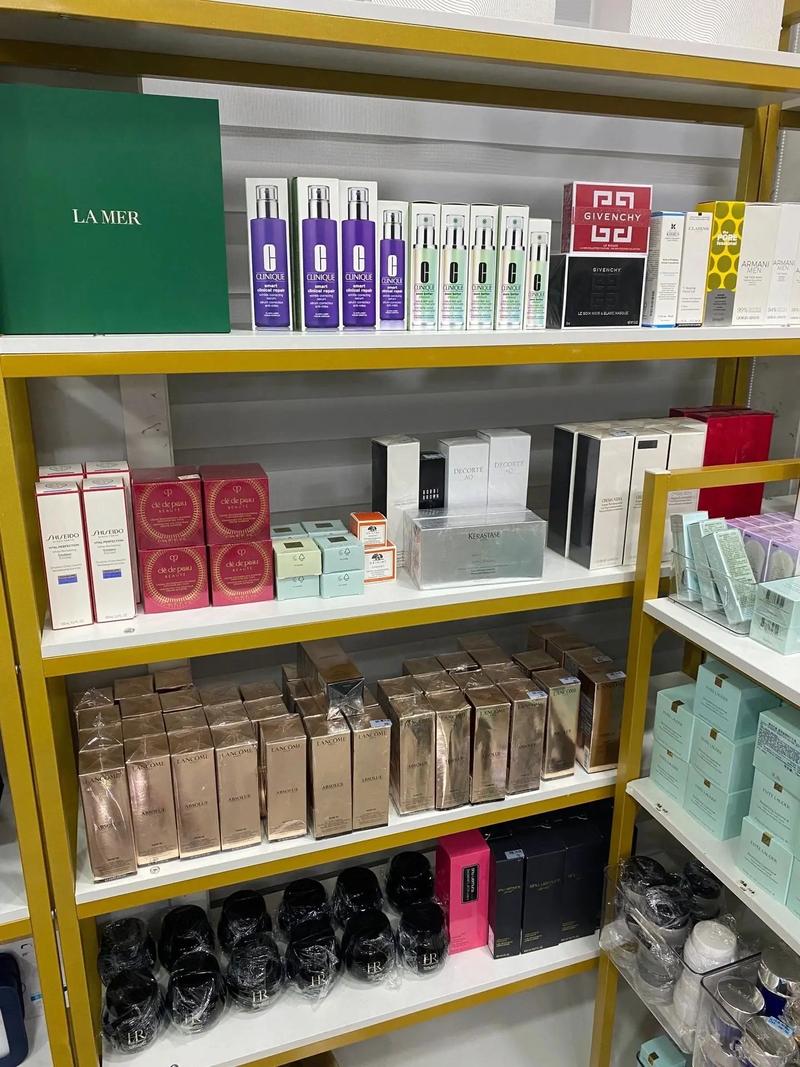 化妝品進貨渠道全解析 各大牌美妝批發(fā)市場指南